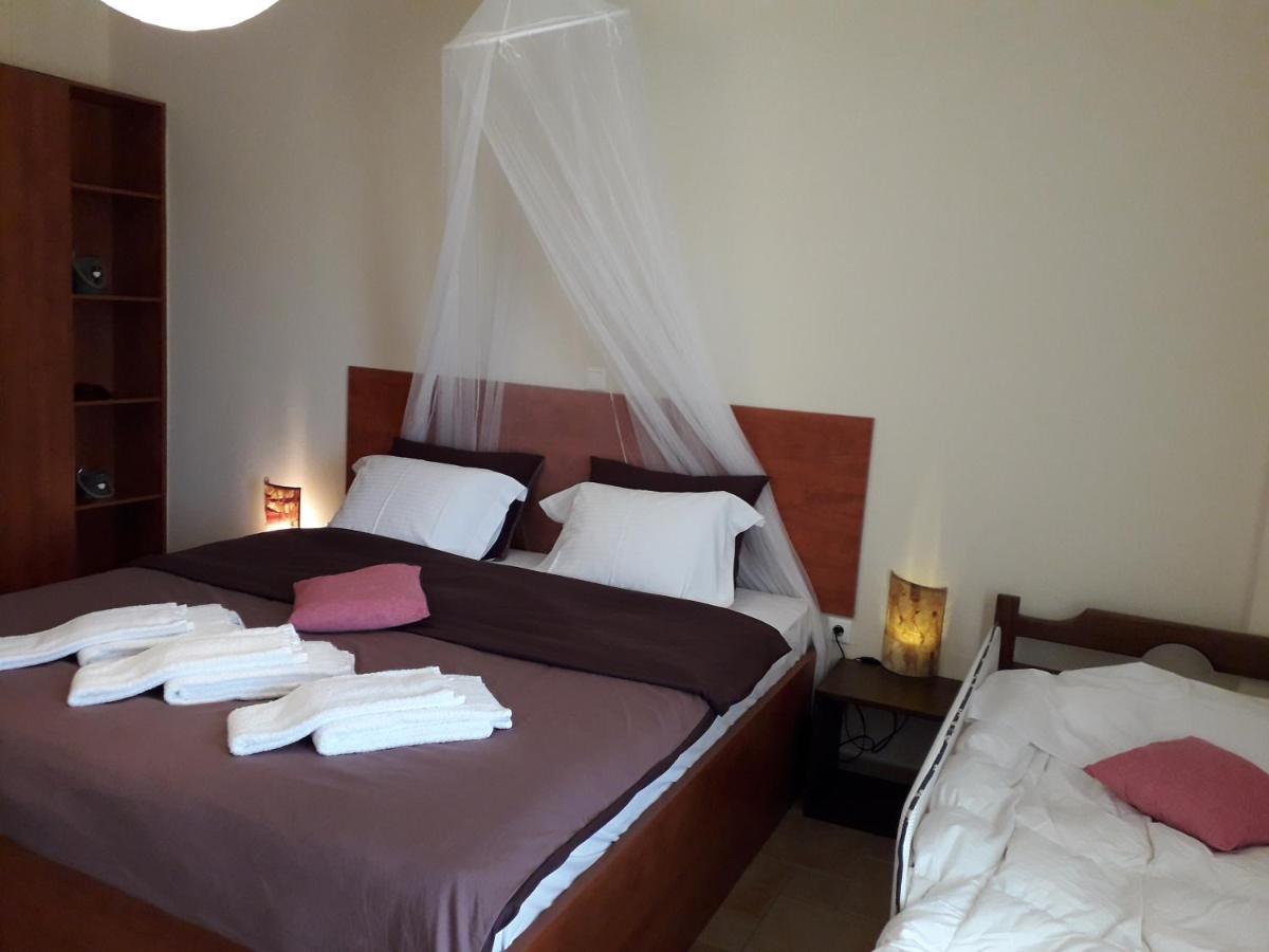 Marathon Beachside Villa 100M From The Beach Schinias Exterior foto