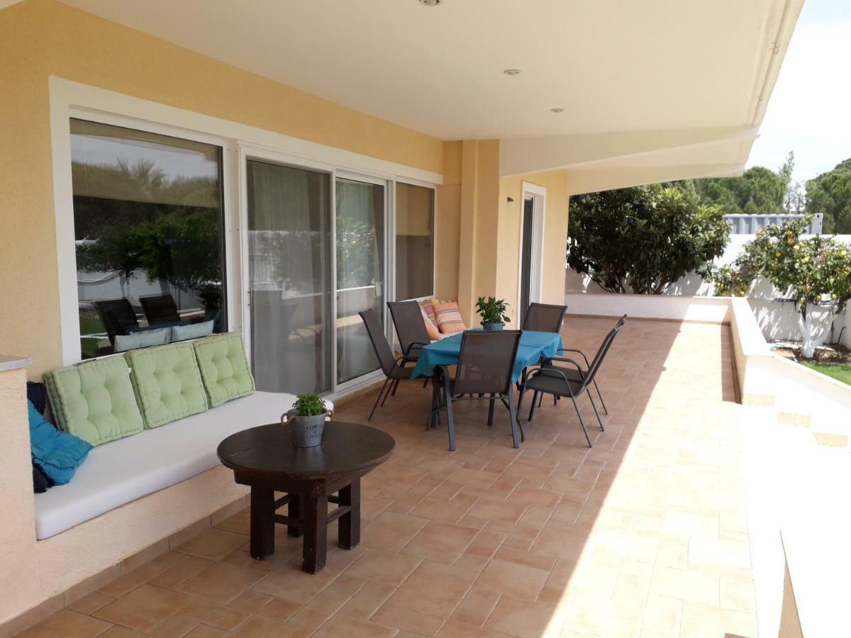 Marathon Beachside Villa 100M From The Beach Schinias Exterior foto