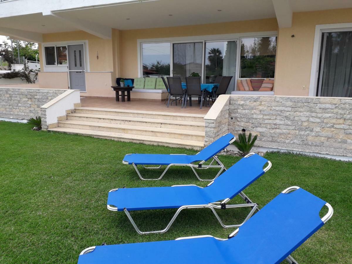 Marathon Beachside Villa 100M From The Beach Schinias Exterior foto
